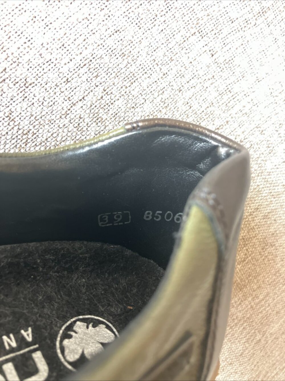 Rieker Liv Women's Leather Slip On Olive Sz US8.5 / EU39, Excellent Condition - Picture 9 of 10